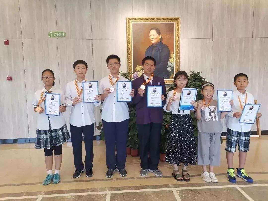 赛事 | 宋庆龄少年儿童发明奖，奇思孵化学员摘获金银铜奖