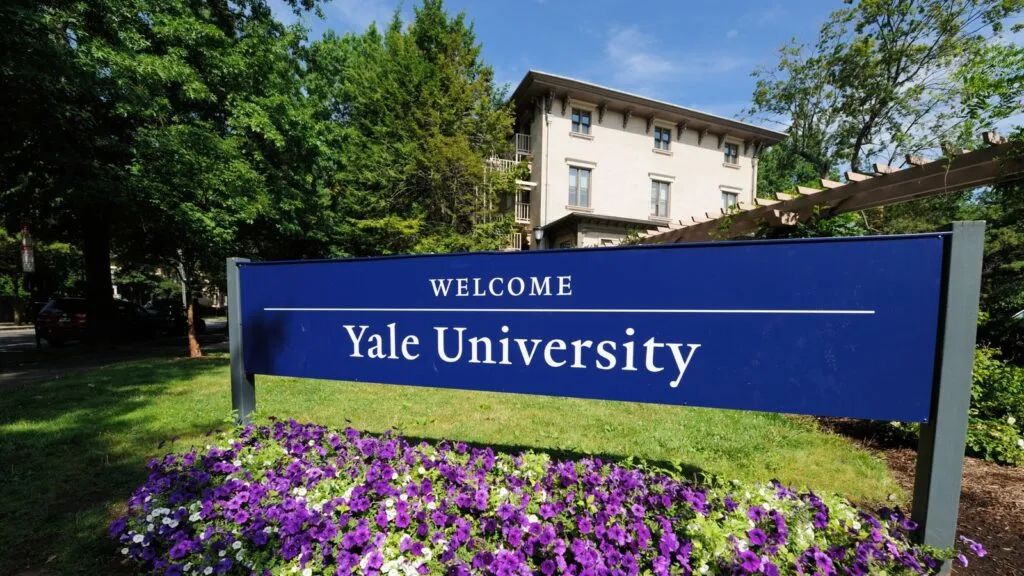 【2023夏校申请小课堂】 Yale Young Global Scholars (YYGS) 耶鲁全球青年学者项目