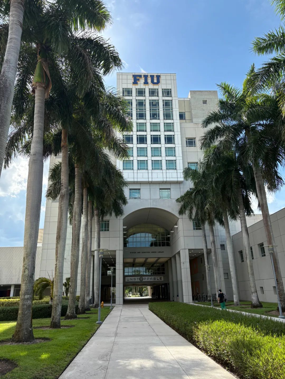 留学美国：你还在看排名选校吗？建议你按这些来选择