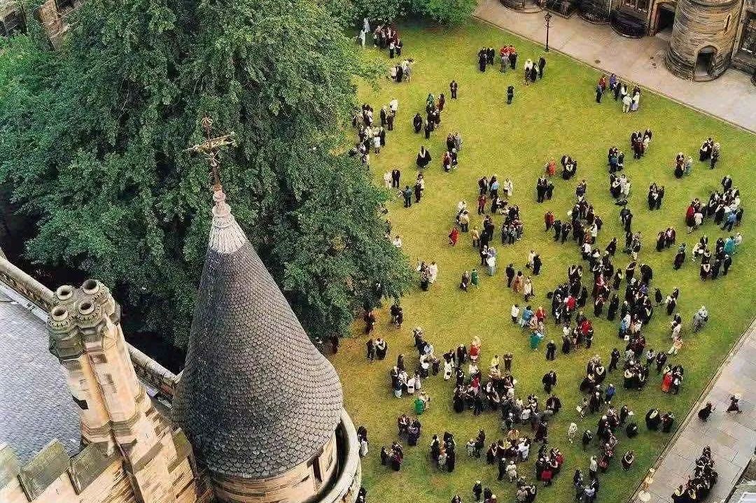 有没有适合考研后的紧急留学攻略？超9成大学还有机会！