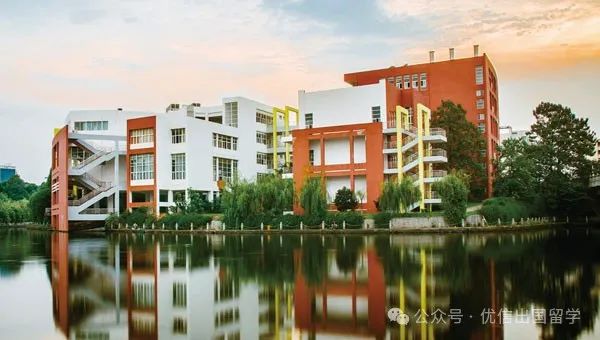 2025年南昌大学俄罗斯2+3口腔医学专家学位留学项目招生简章