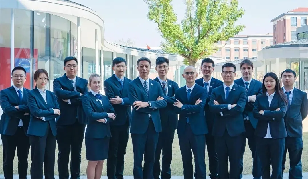 苏州香港DSE高中｜苏州市吴江区世恒学校香港DSE课程“港大班”2025年招生简章！