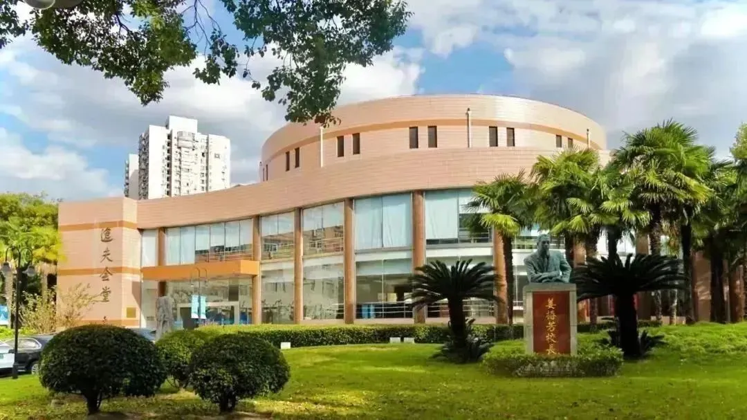 上海国际高中｜上外立泰剑桥2025秋季招生简章！5月25日开放日报名中！