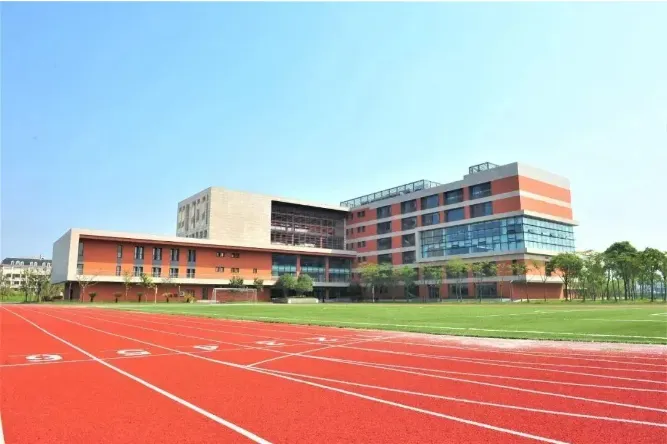 上海国际学校｜上海临港耀华学校2025年招生简章！5月24日开放日报名！