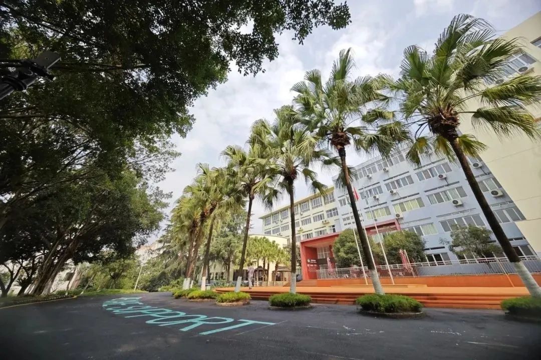 冲G5和港八大！成都有哪些A-Level国际学校可选？成外、青苗、墨尔文……9所热门国际学校大盘点！