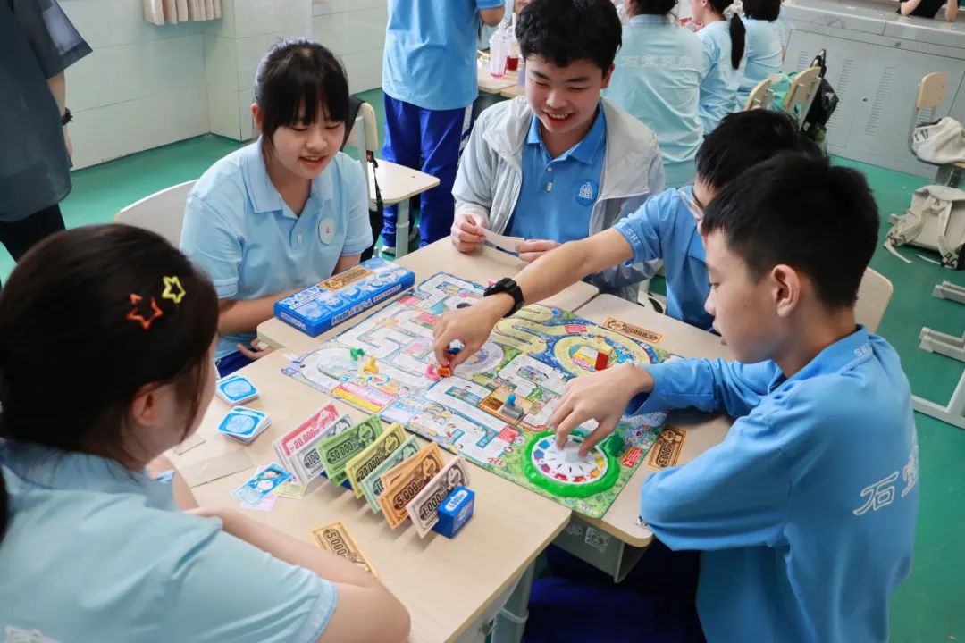 课程简章｜A-level国际课程，助力学子开启全球TOP100名校大门