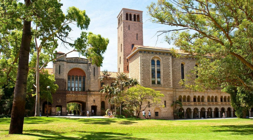 最新发布：澳大利亚本地大学排名，昆士兰大学蝉联榜首？澳洲留学申请指南