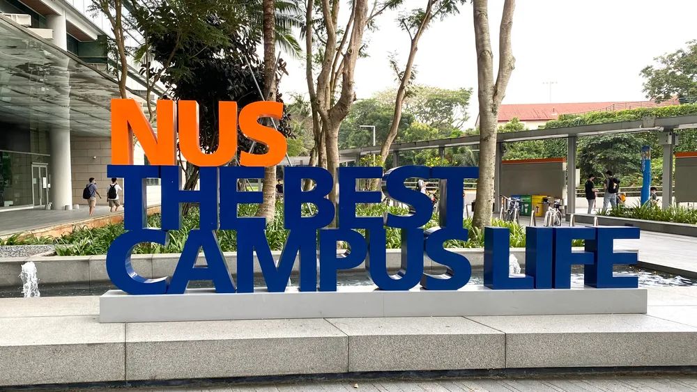 突发！哈佛大学被暂停招收国际生资格！中国留学生备好Plan B~