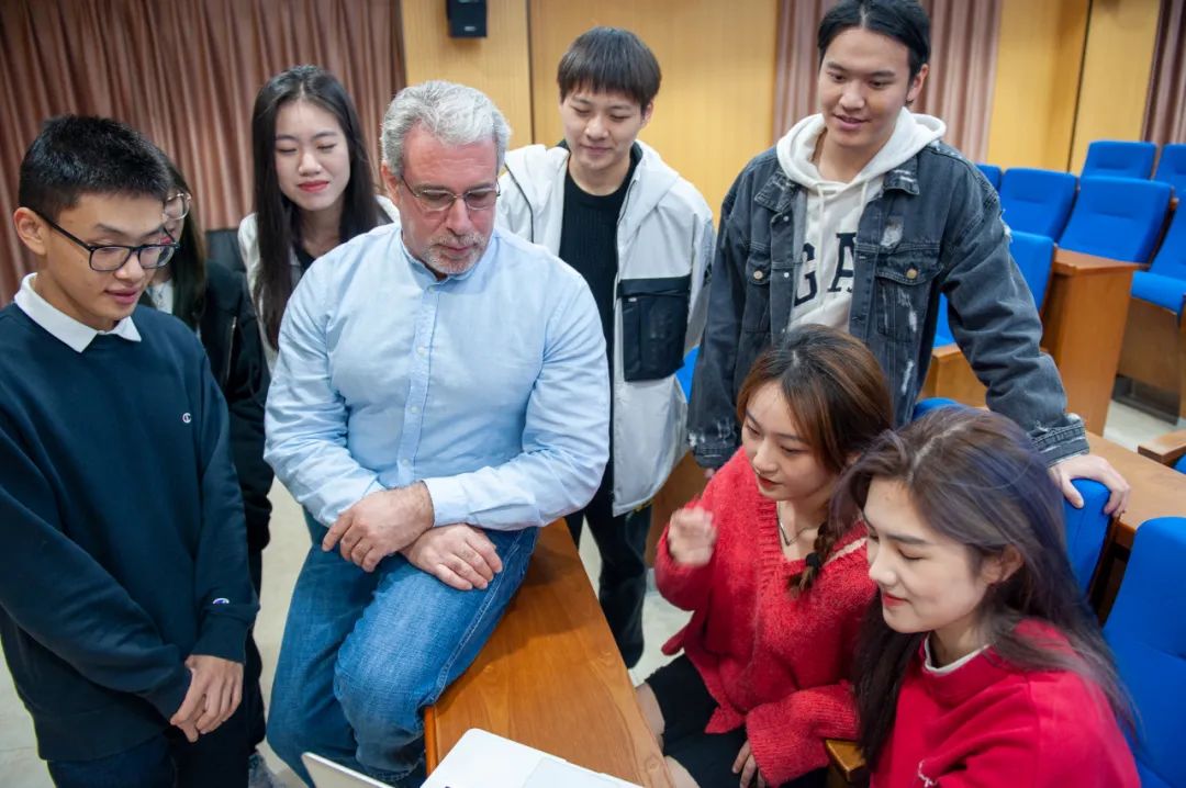 中外合作办学 | 2025年华南理工大学新南威尔士大学本科预科1.5+3/4项目招生简章