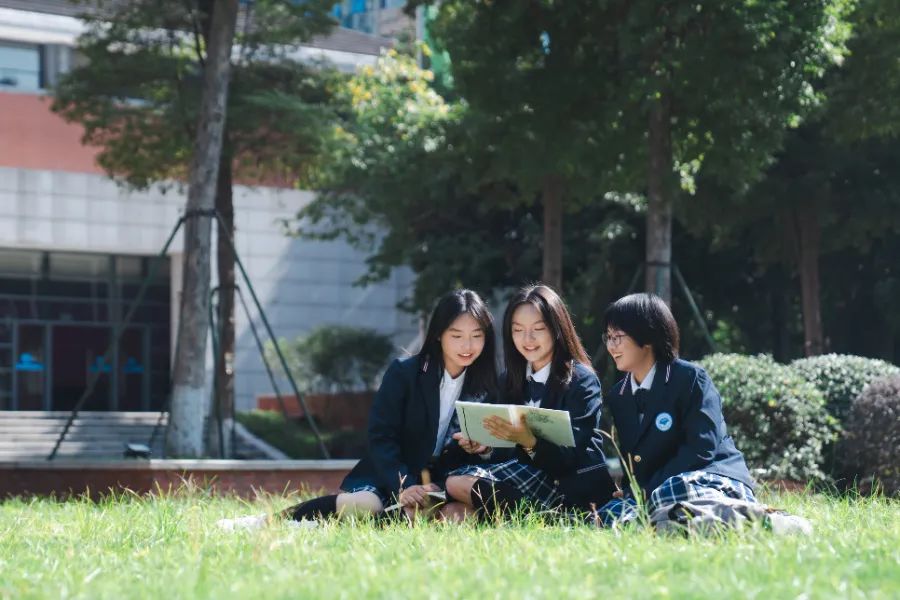成都七中国际部2025-2026学年度招生简章