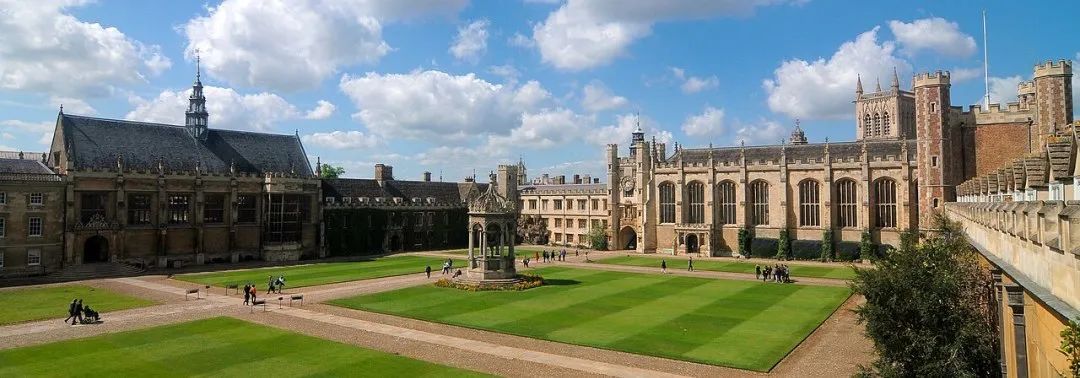 剑桥大学官宣！2025年最新面试安排出炉，今年这些学院需要线下面试！