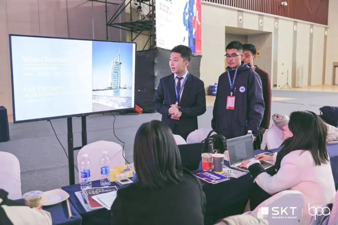 成都七中国际部2025-2026学年度招生简章