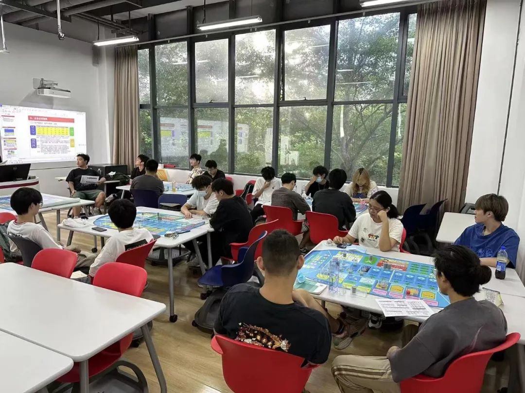 广东中外合作办学 | 2025年深圳大学2+2国际本科招生简章！
