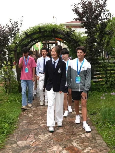 青春对话，传承友谊——美国劳伦斯维尔中学到访宋庆龄学校