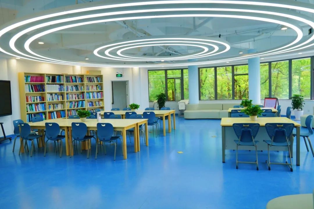 7月26日，上海常青藤学校张江科学城新校区首场实景探校！