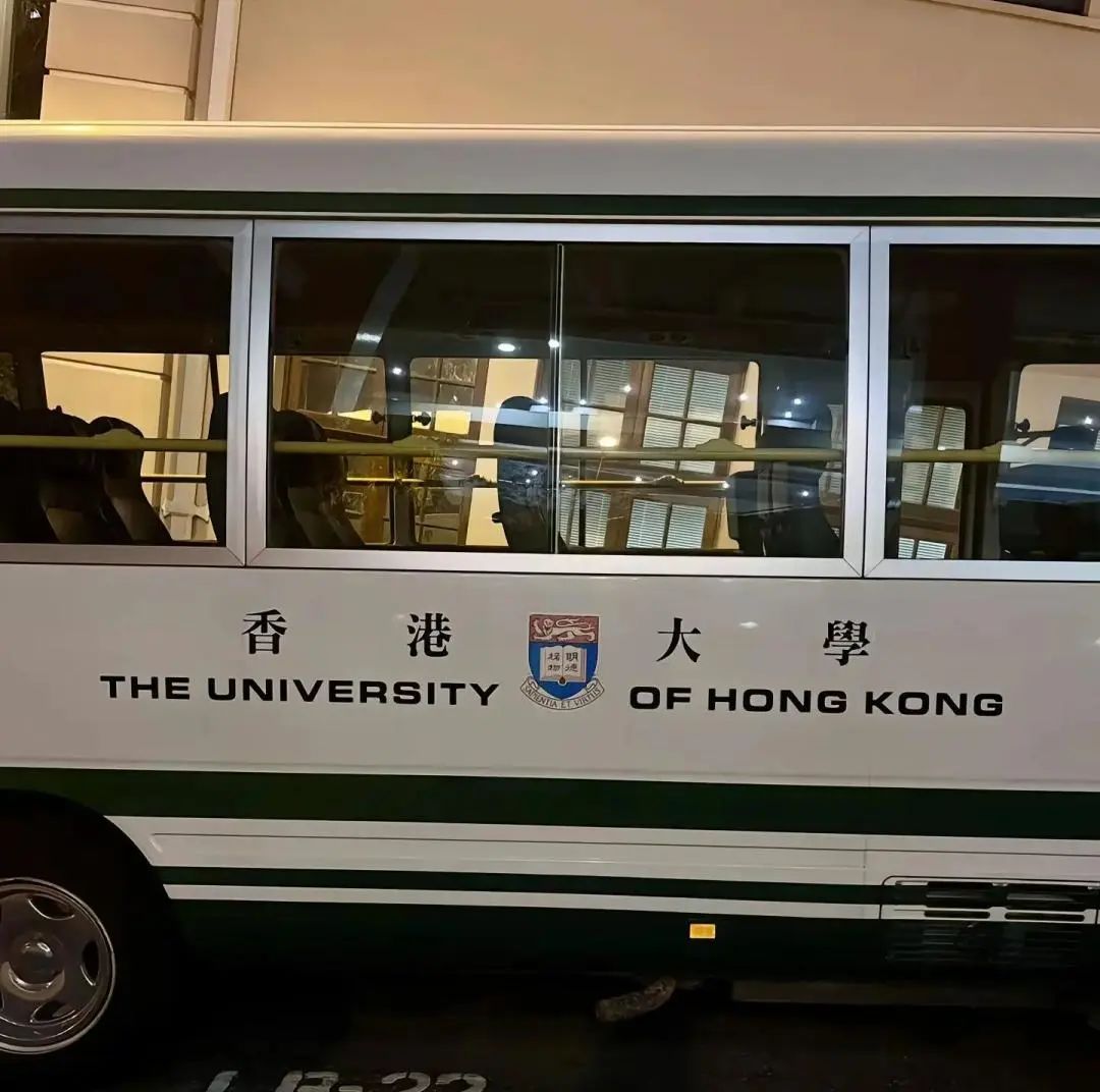 别再问“港硕哪个专业好申”了，申请量暴涨200%，冷门专业也不再冷门
