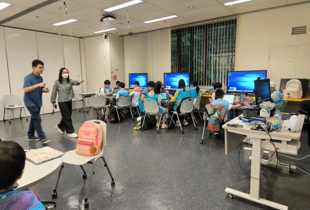 智启未来，能聚香江 | 一场联结全球与未来的科创研学之旅