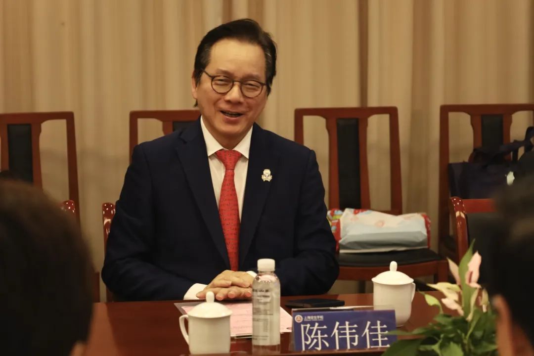 沪港名校正式签约！上海安生学校与香港浸会大学附属王锦辉中小学结为伙伴学校，共育国际化英才