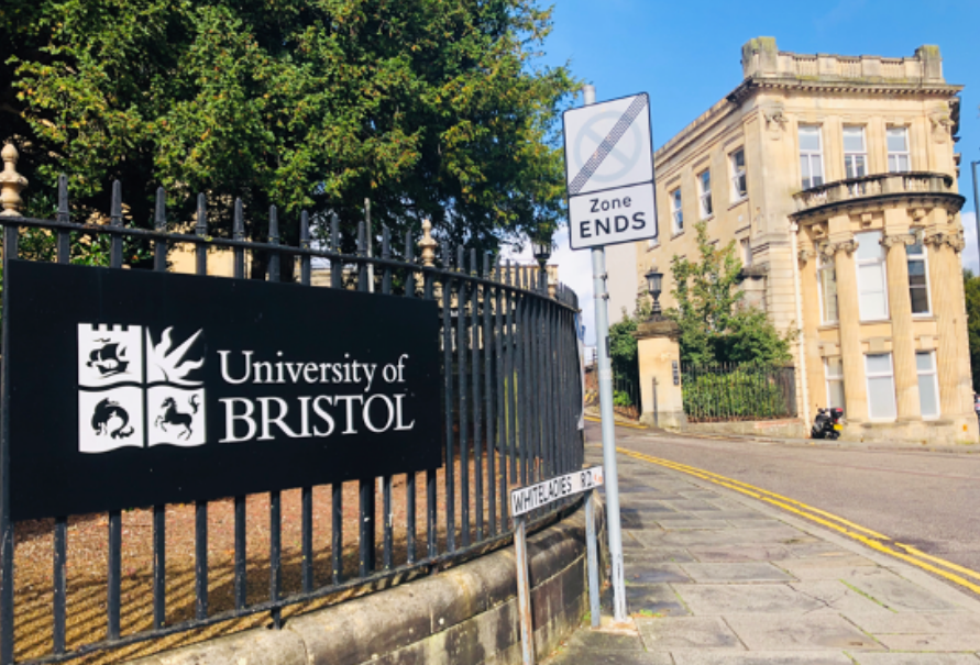 2025英国UCAS补录ing！ABB补录UCL？曼大/爱丁堡等QS前100补录专业清单↓