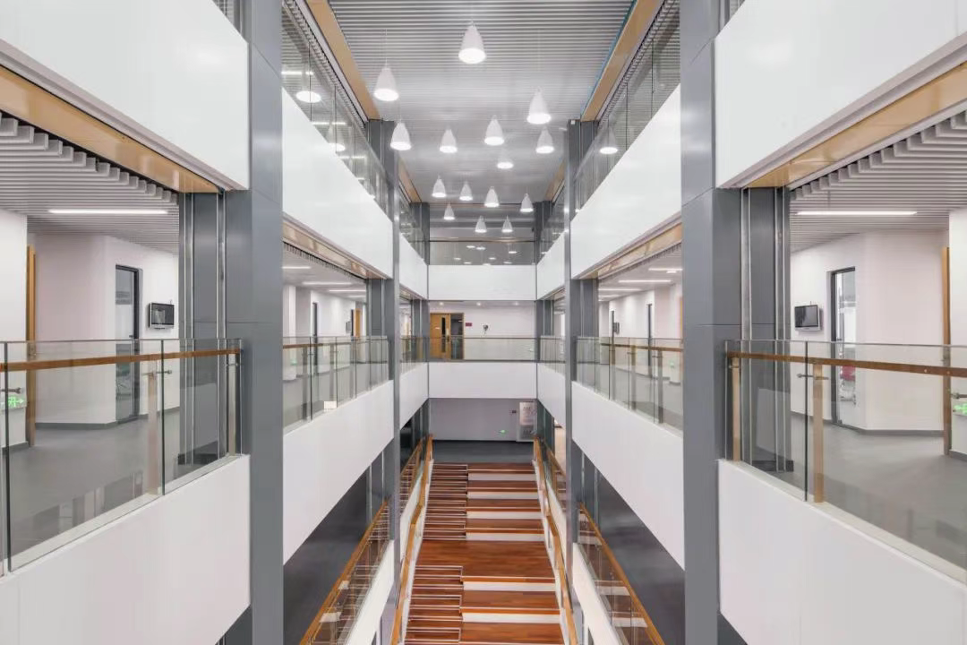 广东择校|佛山市霍利斯外籍人员子女学校