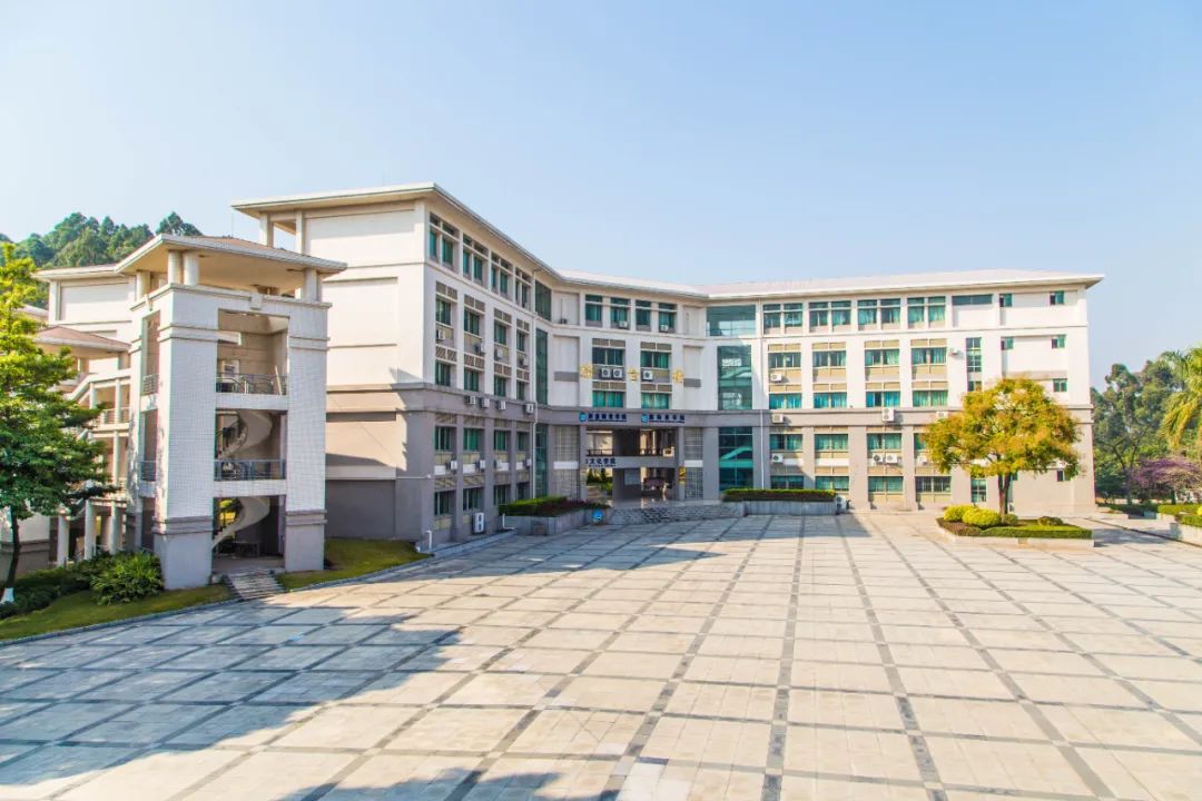 中外合办 | 2025年华南师范大学SQA3+1国际本科招生简章！
