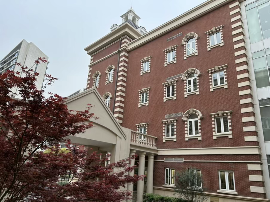 年年都有牛剑藤！揭秘上海惠灵顿外籍人员子女学校