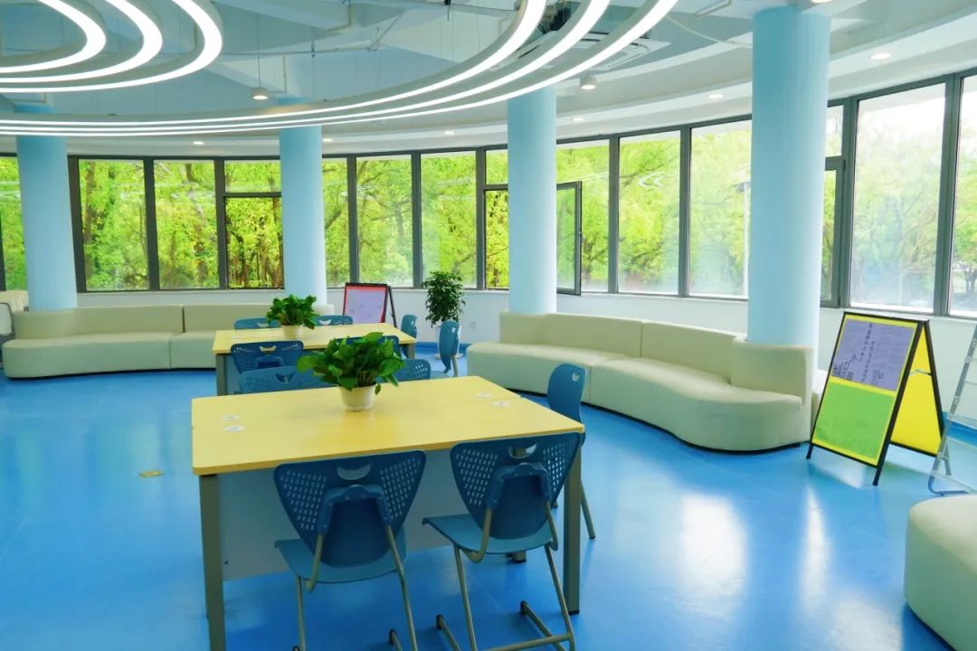 7月26日，上海常青藤学校张江科学城新校区首场实景探校！