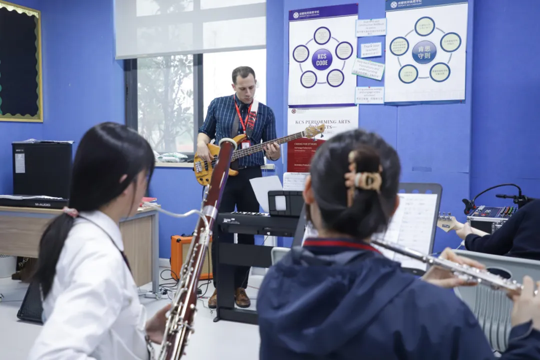 成都国际学校｜成都市新都区狄邦肯思学校2025年招生简章！成都热门英式国际学校！