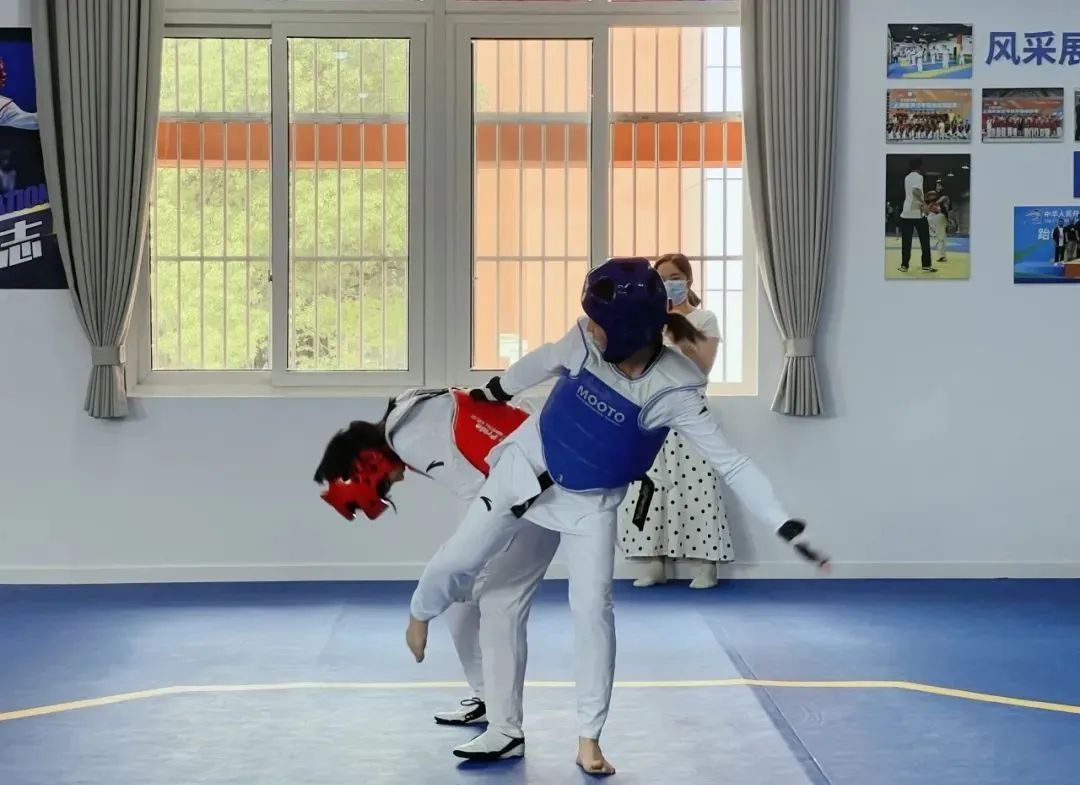 上机构雅学校跆拳道学员暑期集训小记