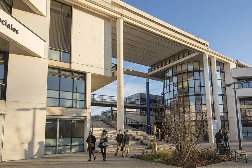 图尔大学：开设全新量子技术硕士专业 Master en technologies quantiques