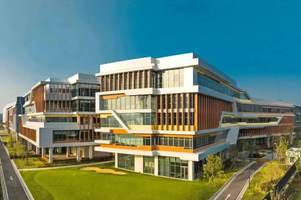 武汉国际学校哪家强？2025年胡润百学榜单权威发布