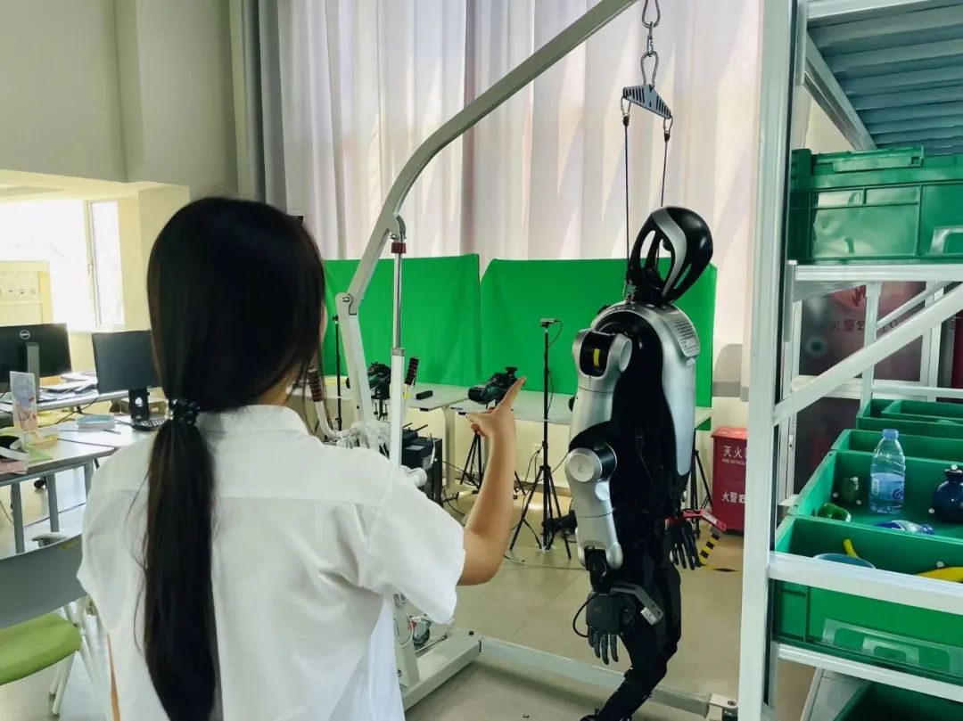 与科学家同行，奔赴未来之约｜尚德美日高中部科创先锋夏令营