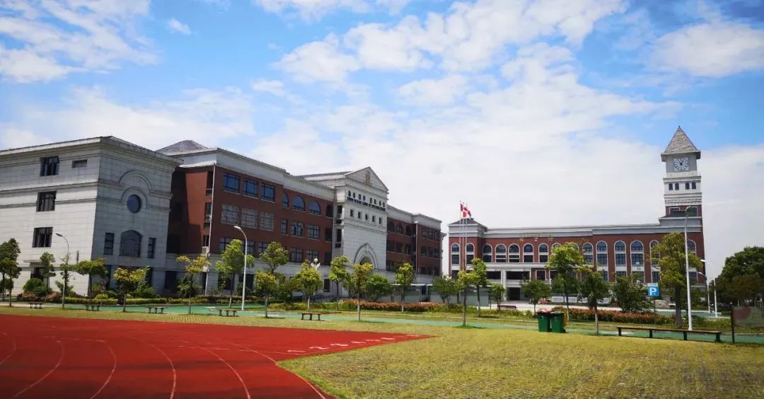 不卷洋高考！看老牌“21所”枫叶双语学校如何用具有中国特色的国际课程撬动世界名校！