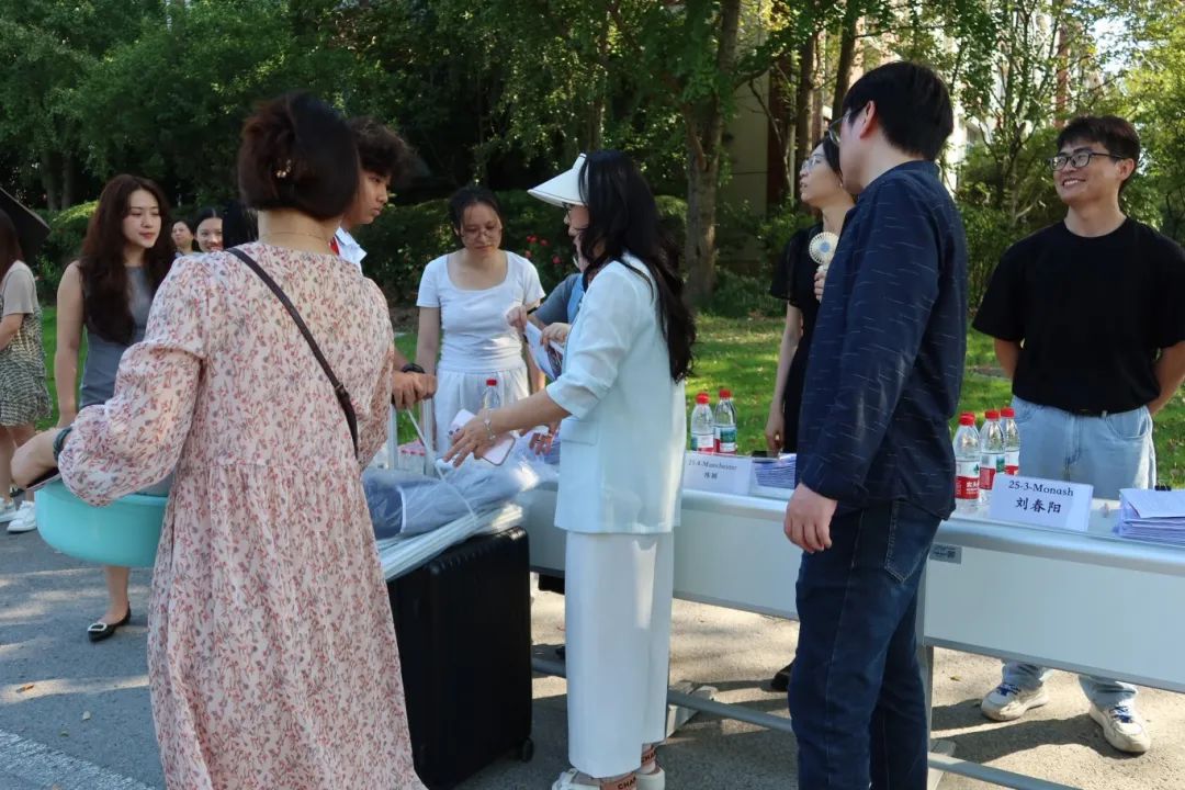 相聚天华，梦想启航 | 2025级新生开学典礼全程直击
