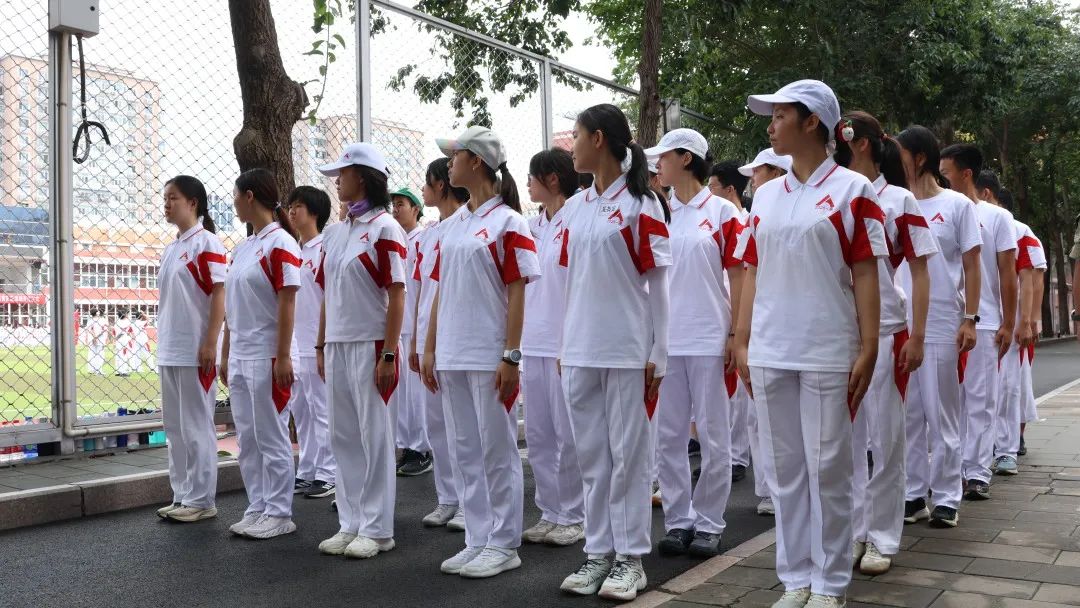 迈好青春的正步｜人大附中中外合作办学项目2025级高一新生国防教育
