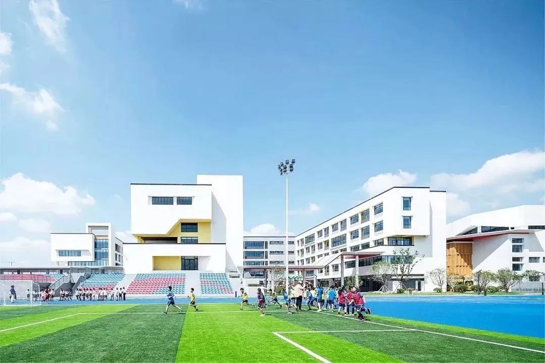 上海青浦区国际高中学校｜上海青浦区协和双语学校，开设Alevel、日高课程及艺术课程！