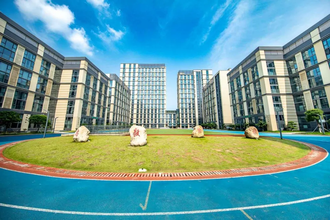 武汉国际高中｜武汉长江实验学校国际部2025年招生简章