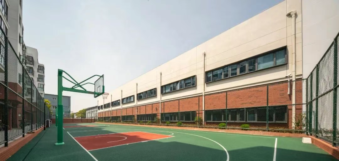 师生比1:4，80%海归教师——上海FAST未来学院详情介绍