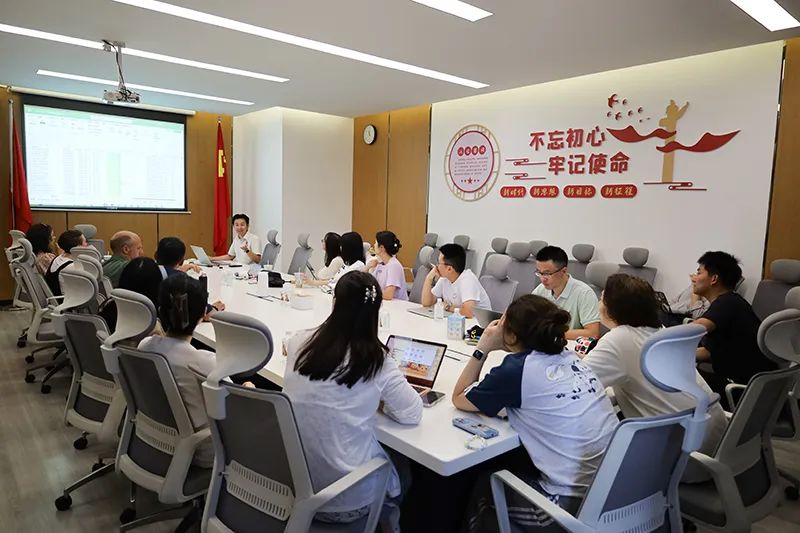 稳扎稳打再升级！新学年，光剑老师已经准备就绪！