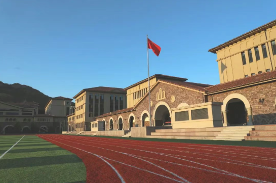 择校指南|12所大连国际学校特色院校全景指南！