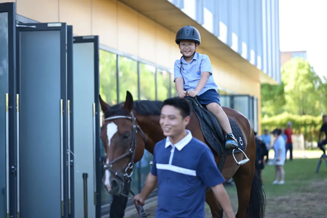 2024-2025 学年临港耀华回顾：教室之外，成长无界