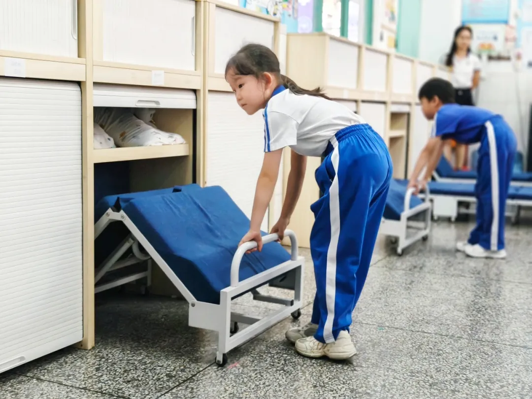 深圳国际高中｜深圳市云顶学校精英部2025年招生简章！开设A- level课程！