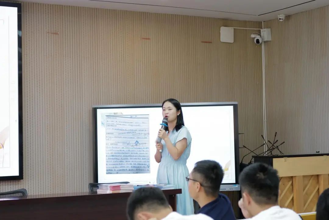 乘风启航破万浪，同心逐梦向未来 | 成都外国语学校初2025级新学年班主任培训会