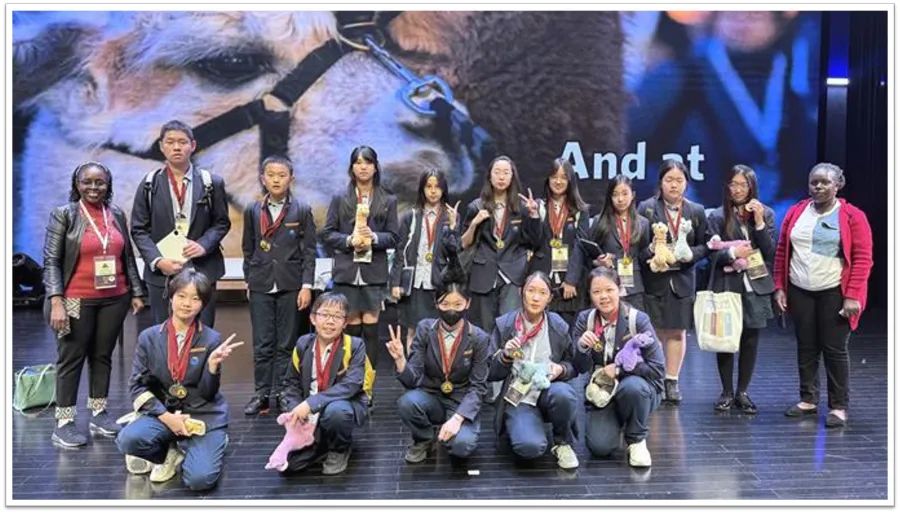 临港耀华2024-2025学年: 学子在成长中绽放，佳绩见证蜕变
