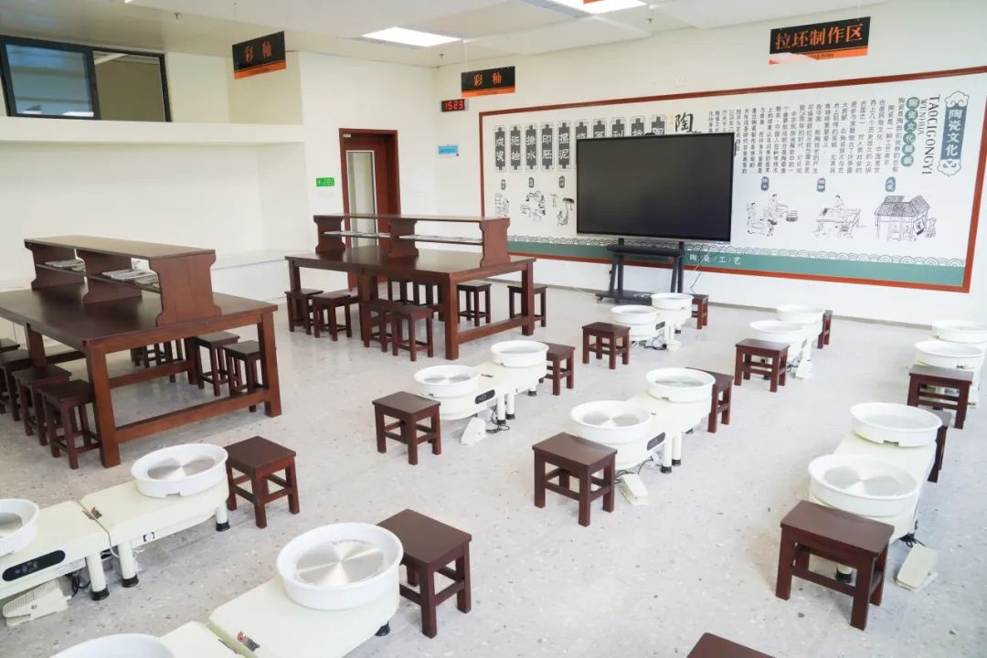 又一所！深外湾区学校正式成为EARCOS成员学校！
