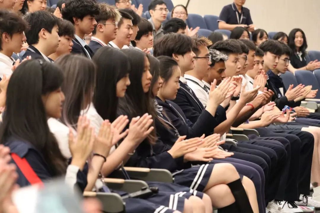 风起青蘋，学海拾光 | Where Breeze Begins Wisdom's Gleams Arise