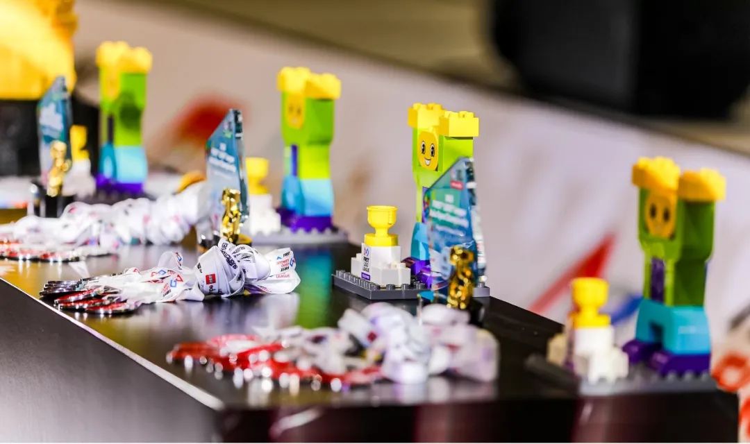 乐高和FIRST的联盟赛，FIRST LEGO League 科创挑战赛，低龄学生更不容错过！