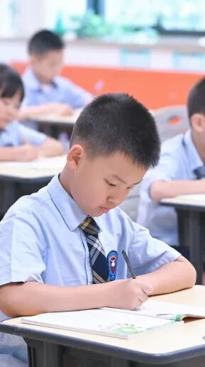 逐梦东鼎，共启新程