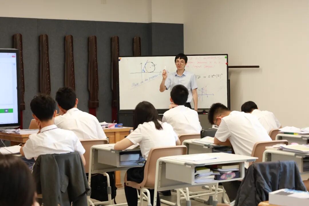 高中探索日报名开启｜在金瑞，我们脚踏实地，也仰望星空