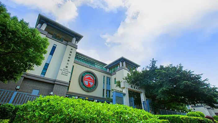 别只盯着港前五这些大学新增本科专业免雅思申请！